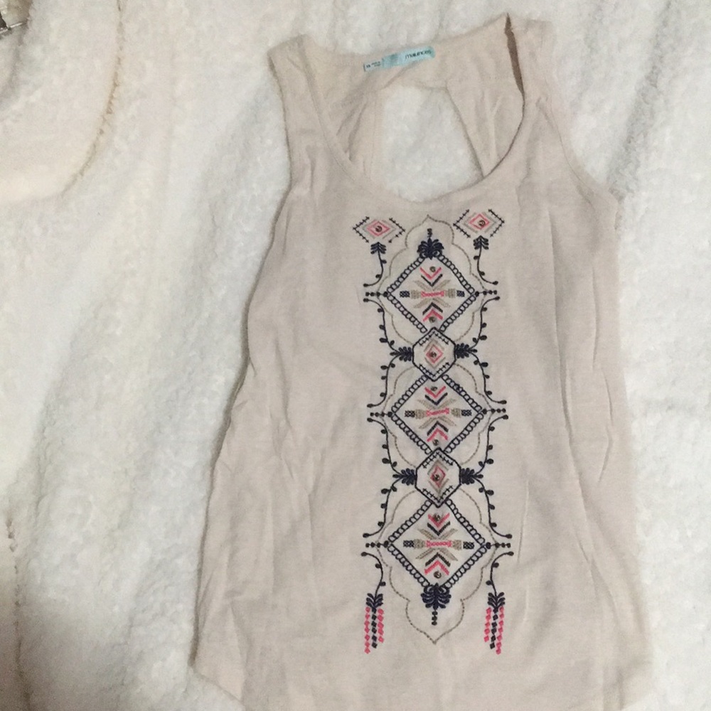 Tribal Maurices tank